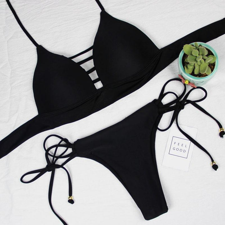 Modne bikini damskie dwuczęściowe wiązane na szyi i biodrach. Stylowy strój kąpielowy na upalne lato.