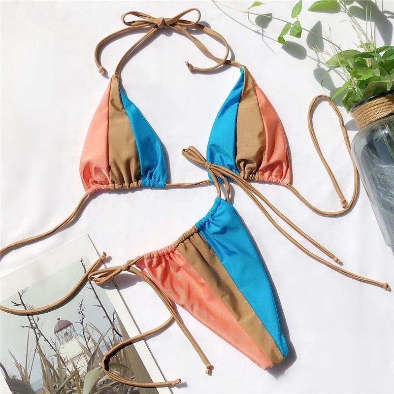 Damski strój kąpielowy bikini. Dwuczęściowy fason, modny na lato. Wiązane, kolorowe, idealne na plażę.