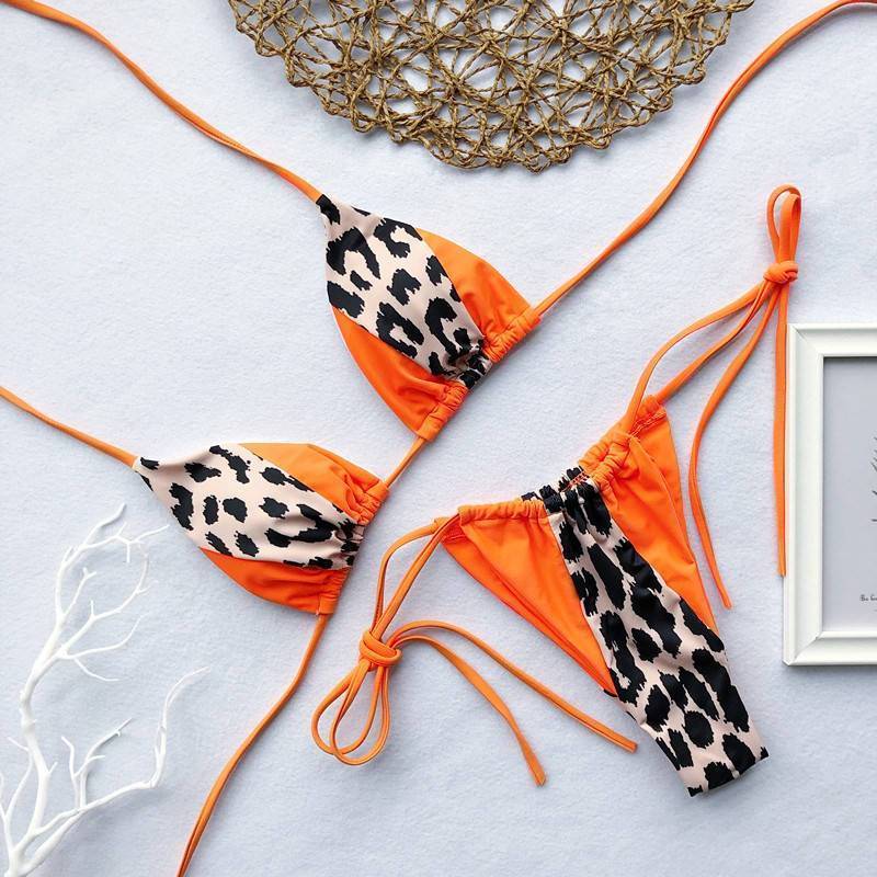 Wiązane damskie bikini. Dwuczęściowy, kolorowy strój kąpielowy na plażę i modne lato.