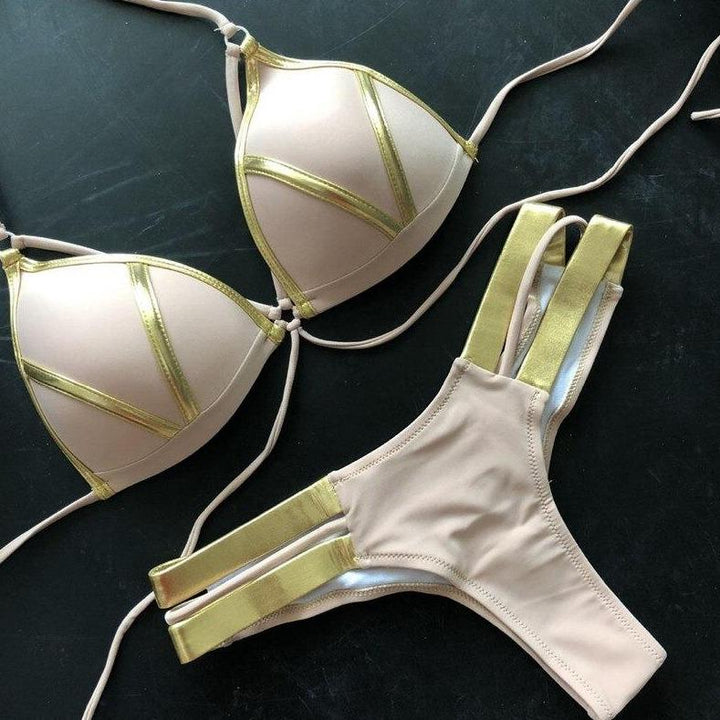 Góra bikini push-up dla kobiet, podkreślająca biust. Komfortowy, seksowny strój kąpielowy plażowy.