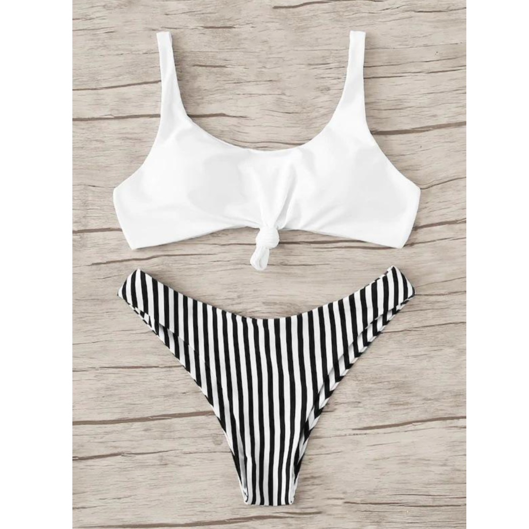 Stylowe damskie bikini z brazylijskimi figami, dwuczęściowy kostium kąpielowy na modną plażę.