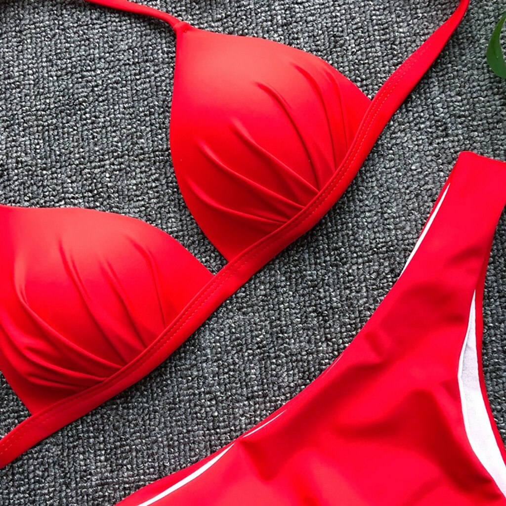 Dwuczęściowe bikini damskie, elegancki strój kąpielowy z wiązanym topem i figami.