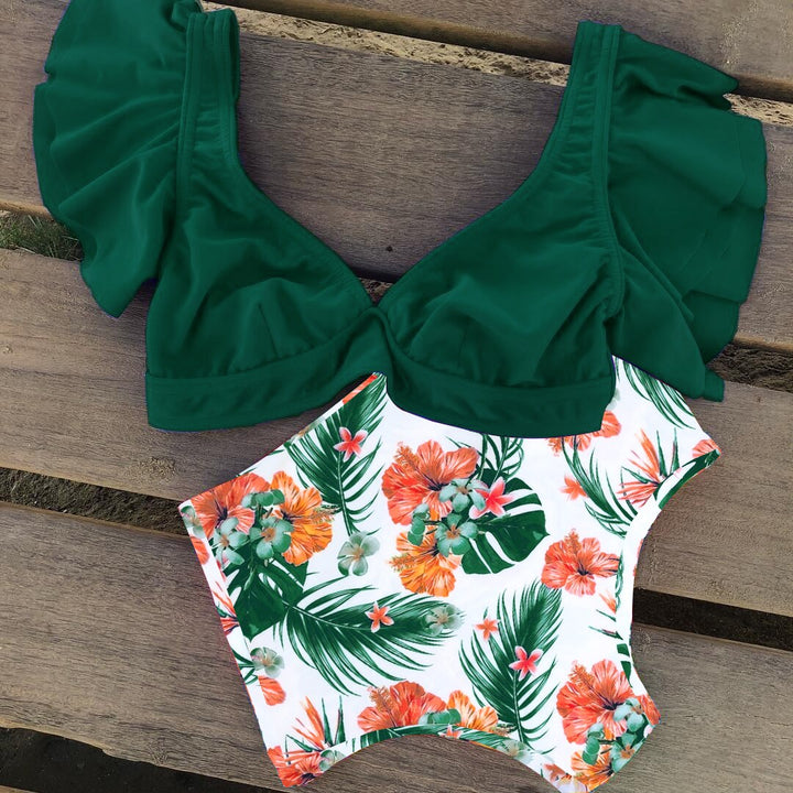 Komfortowe damskie bikini z falbankami i wysokim stanem, doskonałe do pływania i opalania. Plaża, moda.