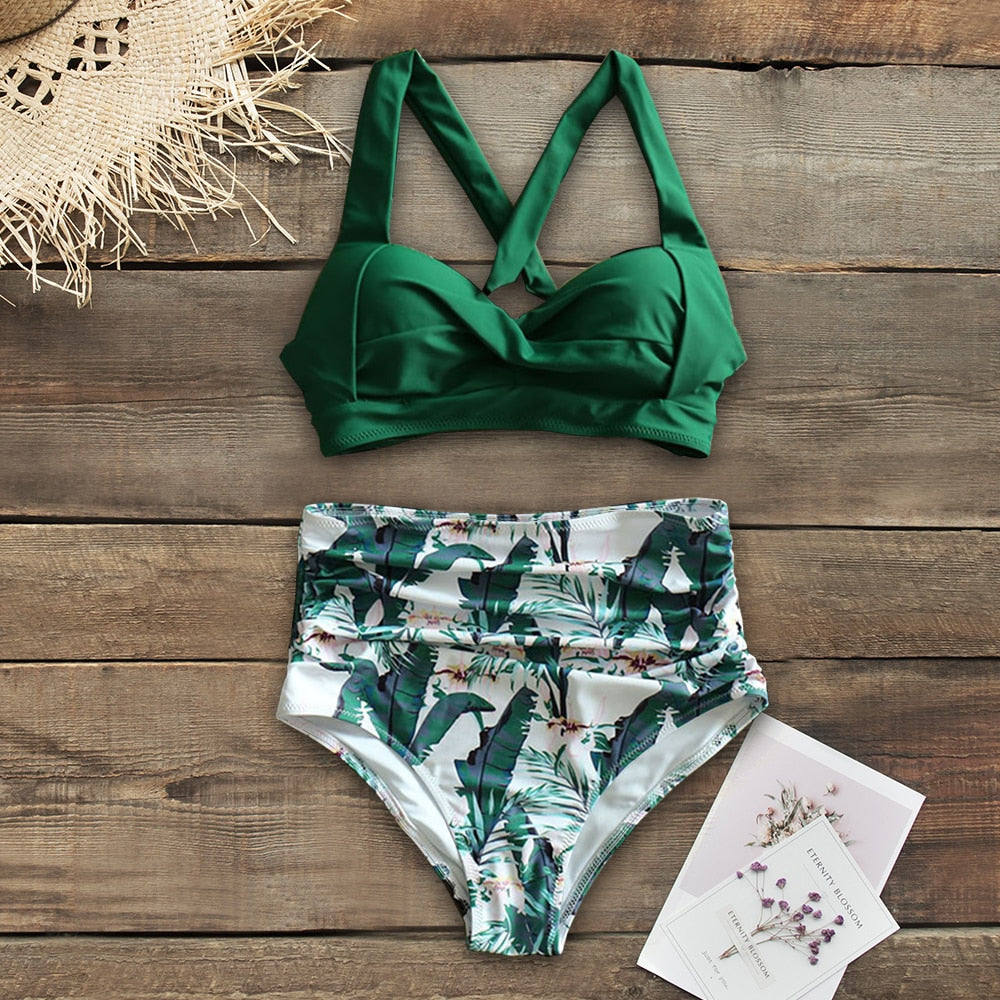 Kwieciste bikini damskie, wysoki stan, moda kąpielowa, styl na lato.