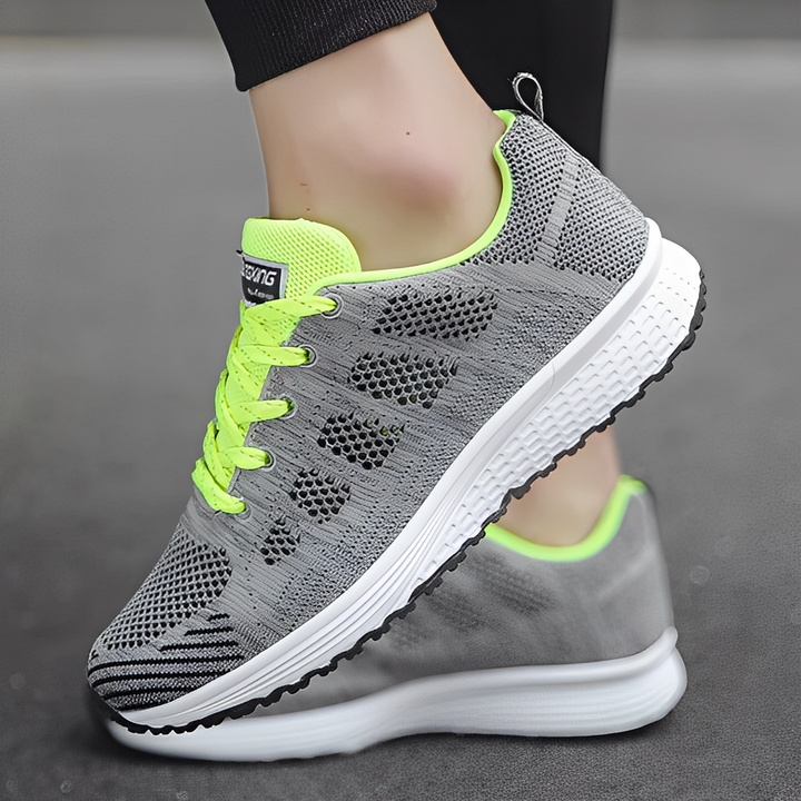 Damskie buty codzienne Carina. Wygodne i lekkie obuwie sportowe na co dzień, idealne na wiosnę/lato.