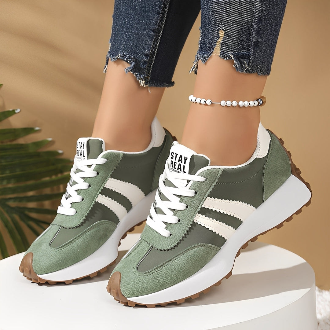 Komfortowe buty damskie Lauren, jasnoszare, z miękkiego materiału, idealne na każdą porę roku, styl casual.