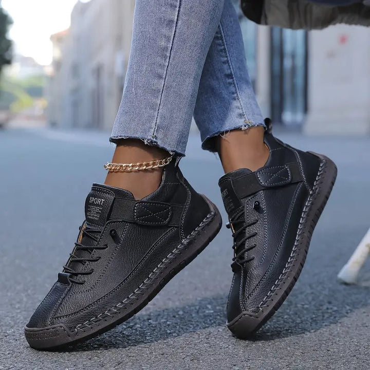 Damskie buty ortopedyczne na płaskostopie, wygodne i modne obuwie na co dzień.