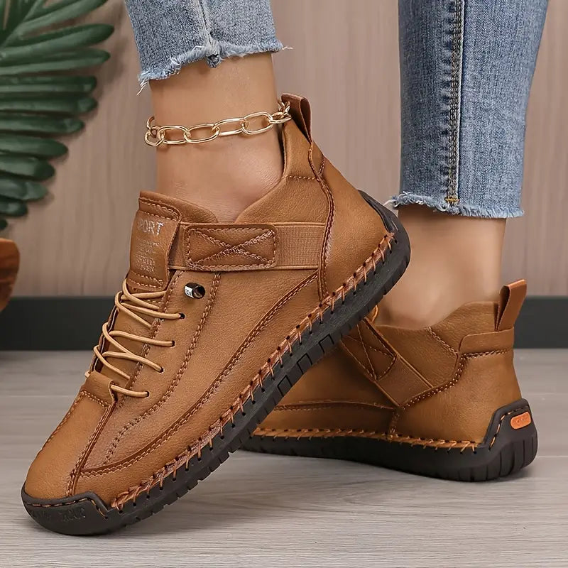 Stylowe damskie buty ortopedyczne, modne i komfortowe, na płaskostopie, do noszenia każdego dnia.