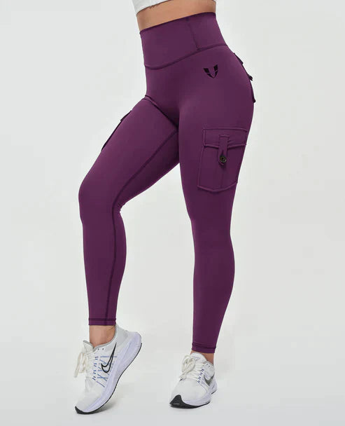 Damskie legginsy cargo z wysokim stanem w sportowej stylizacji. Wygodne, modelujące, idealne na wiosnę.