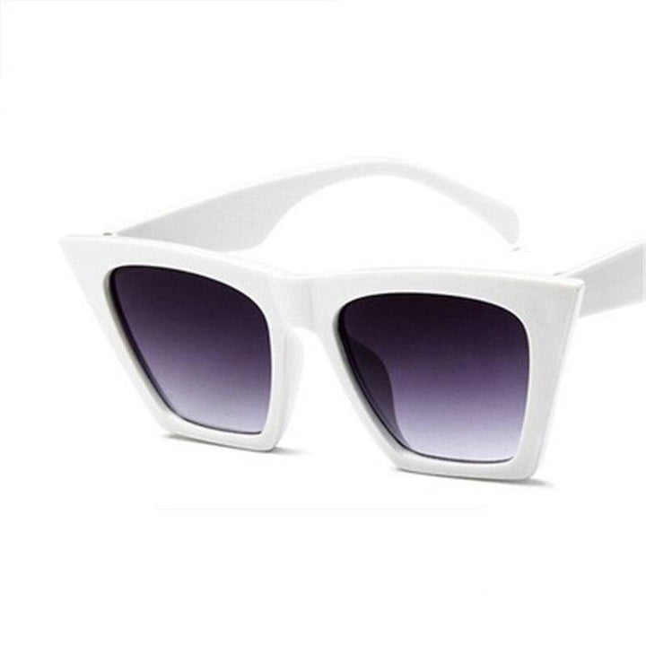 Damskie okulary przeciwsłoneczne w stylu kocie oczy. Elegancki design, ochrona przed słońcem, hit lata.