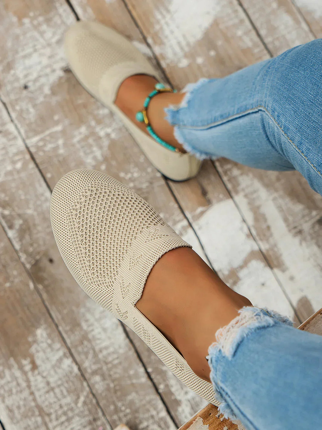Damskie buty wsuwane, ortopedyczne, z antypoślizgową podeszwą. Wygodne loafersy.