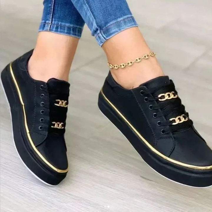 Damskie ortopedyczne sneakersy na platformie, oferujące komfort i wsparcie. Modne buty casual do codziennych stylizacji.