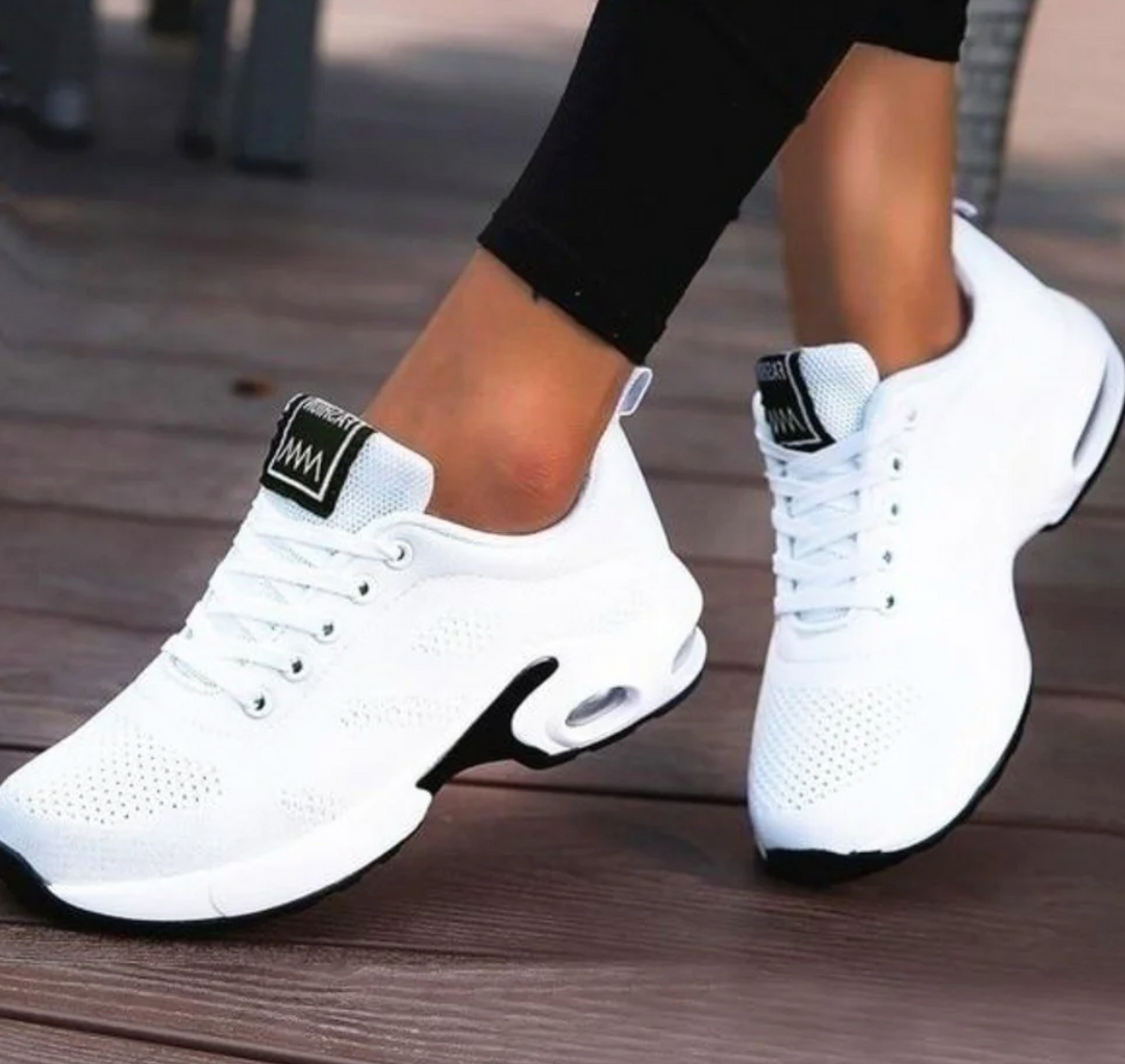 Damskie ortopedyczne sneakersy z amortyzacją powietrzną. Wygodne buty na co dzień dla kobiet ceniących komfort.