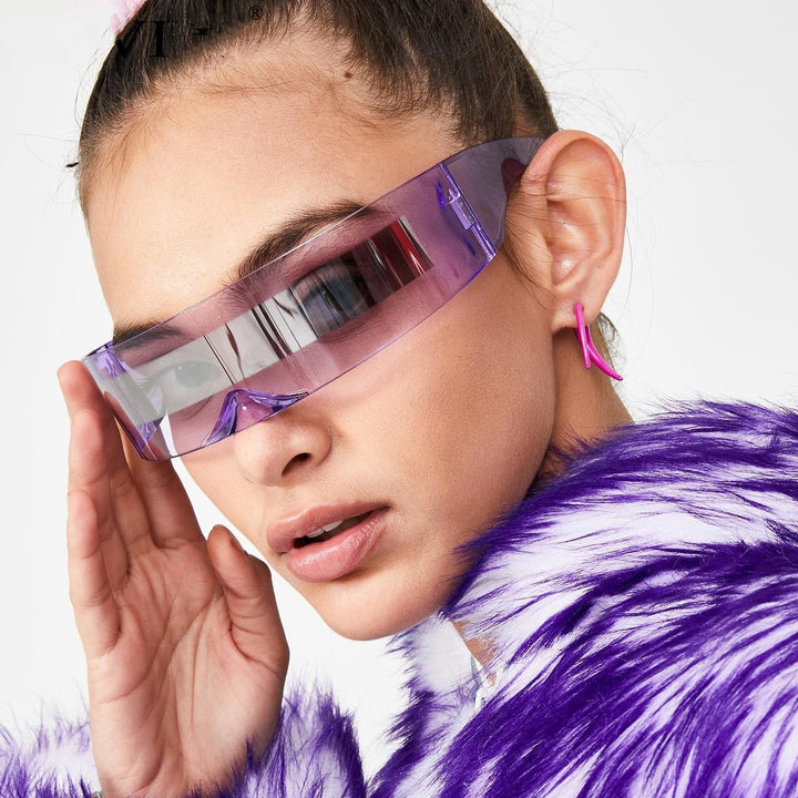 Damskie okulary przeciwsłoneczne prostokątne. Niezbędne akcesoria na lato, modny design i ochrona.