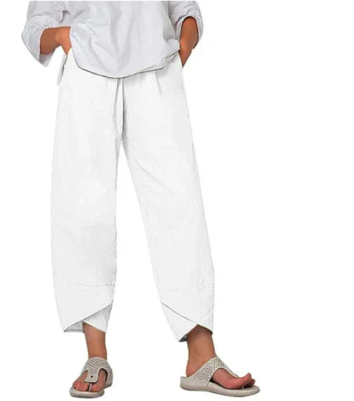 Damskie spodnie skrócone, fason capri, gotowe do letnich stylizacji. Moda damska.