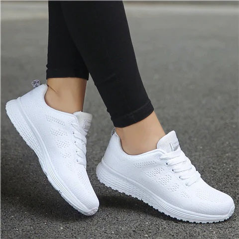 Damskie sneakersy, wygodne buty sportowe casual na co dzień. Modne niskie obuwie idealne na jesień/zimę.