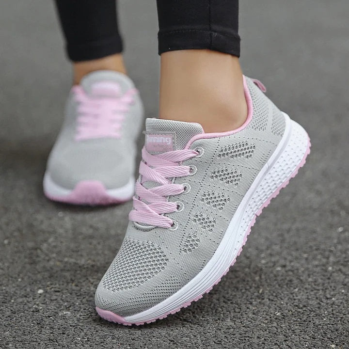 Modne damskie sneakersy, przewiewne buty sportowe. Stylowe i komfortowe obuwie niskie, idealne na co dzień.