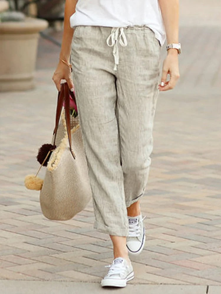 Damskie spodnie Daisy proste, eleganckie i komfortowe. Idealne do stylizacji casualowych i formalnych.