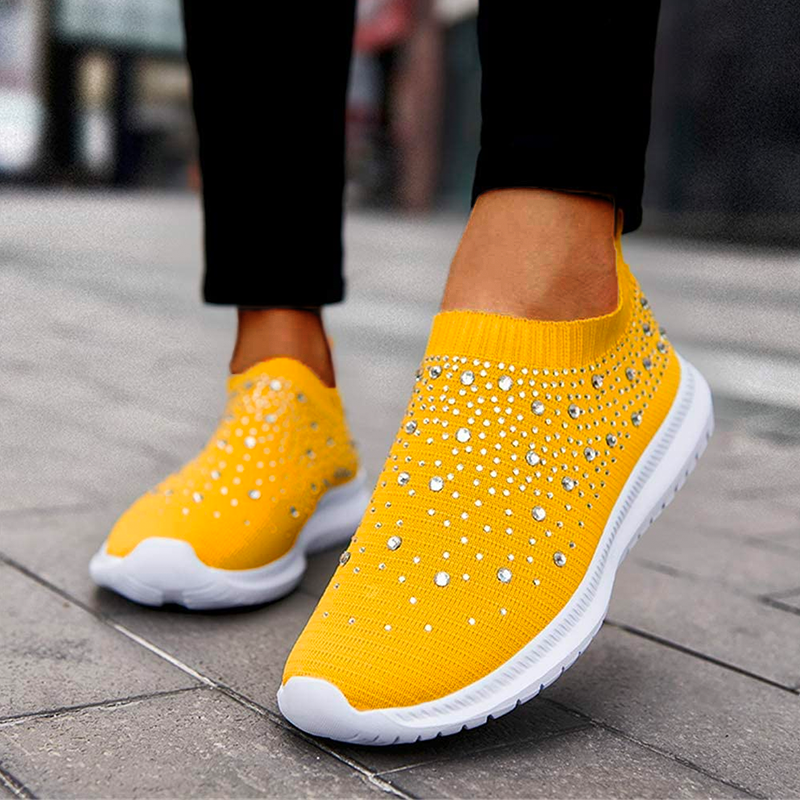 Ortopedyczne sneakersy damskie wsuwane, granatowe, ze wsparciem łuku stopy. Idealne do codziennego użytku.