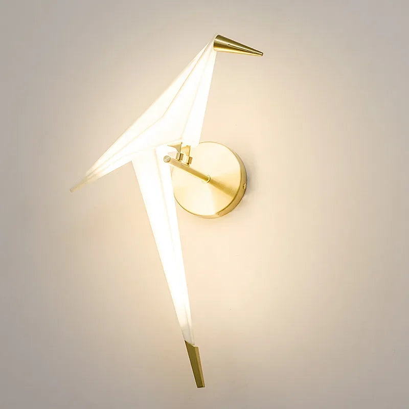 Designerska lampa ścienna LED z motywem kranu i papieru. Nowoczesny kinkiet, oświetlenie dekoracyjne wnętrz.