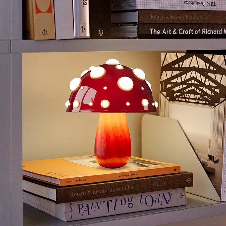 Minimalistyczna lampa Grzybek LED, designerskie oświetlenie stołowe do każdego wnętrza.