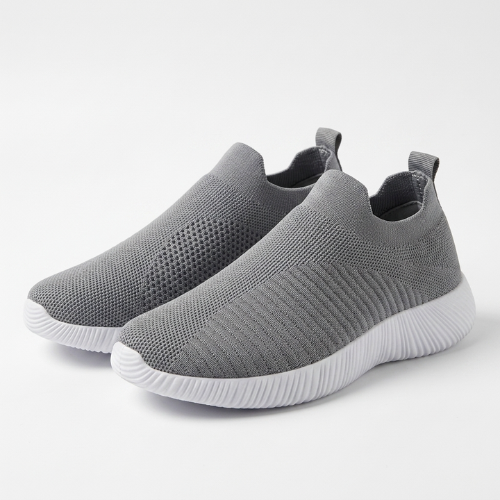 Szare damskie sneakersy wsuwane Carlena z elastyczną cholewką