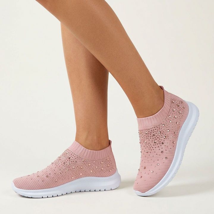 Różowe sneakersy damskie z ozdobnymi kryształkami na nodze