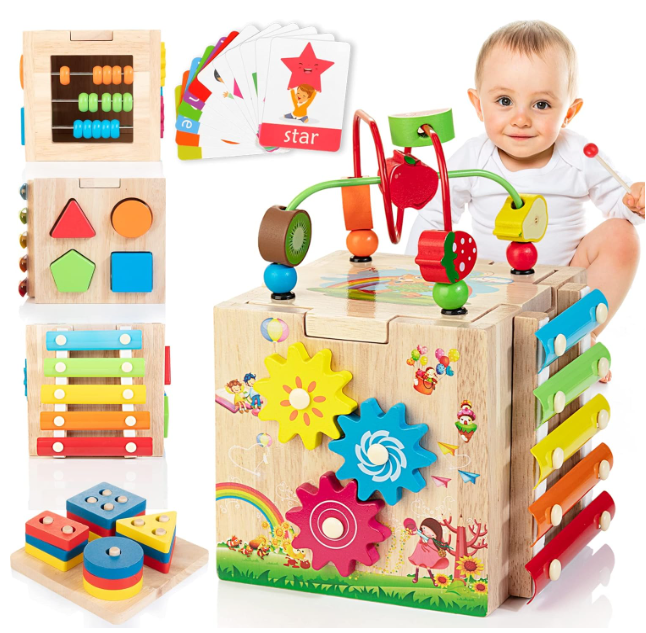 Drewniana kostka aktywności Montessori 8w1 dla maluchów, rozwijająca sensorykę i zdolności manualne.