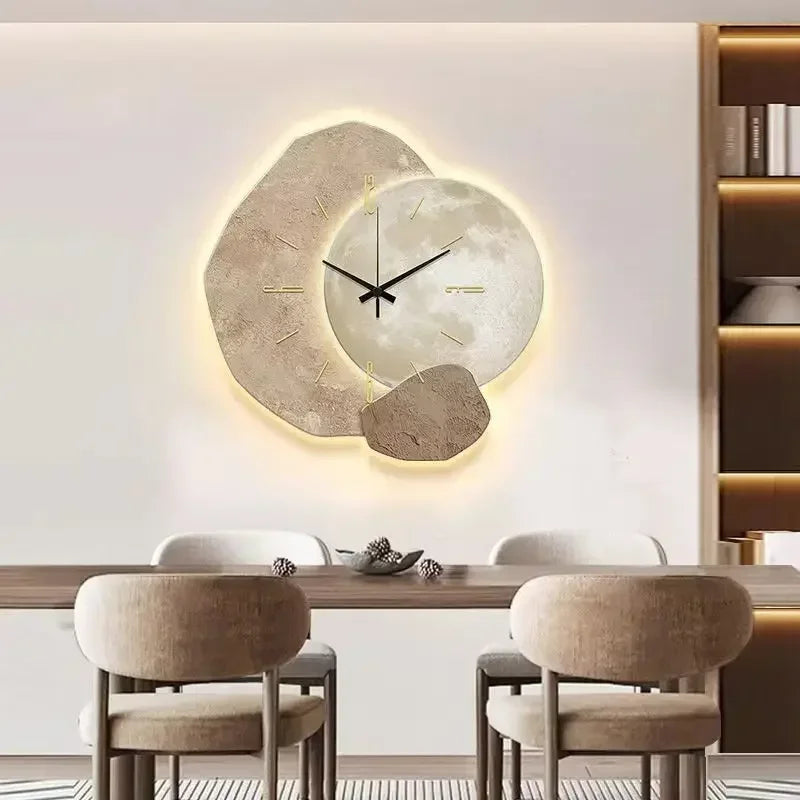 Cichy zegar ścienny z drewna, minimalistyczny design, dekoracja do salonu, sypialni, biura.