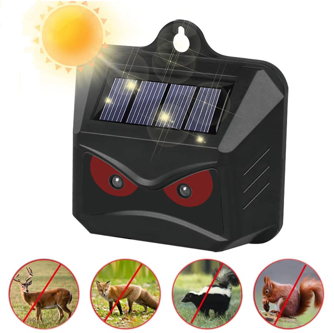 Dwa solarne ultradźwiękowe odstraszacze zwierząt. Ekologiczna ochrona ogrodu przed kunami, kotami i psami.