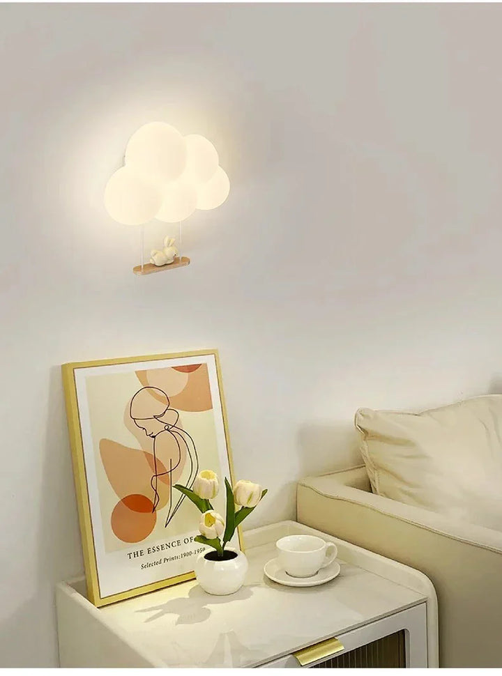 Kojące światło LED: lampa ścienna dla dzieci z motywami zwierząt. Bezpieczne i stylowe oświetlenie.