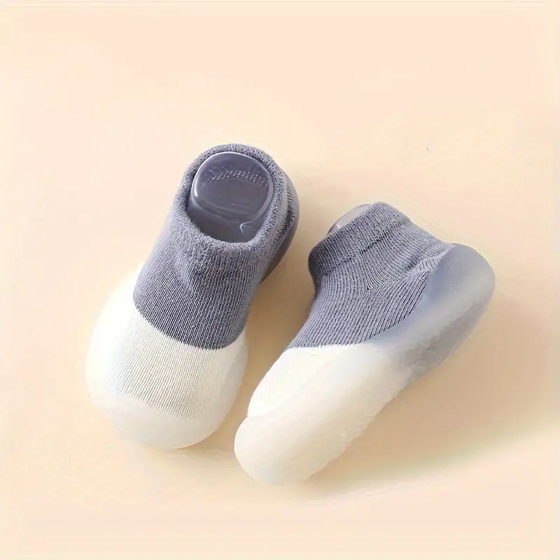 Stylowe buty barefoot dziecięce zapewniające pełną swobodę ruchów stopy