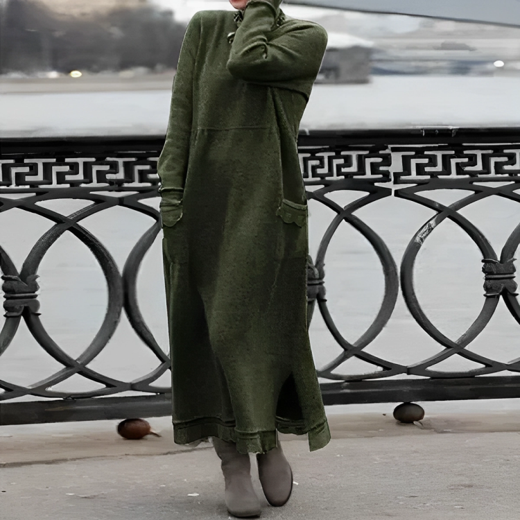 Długa zimowa sukienka Karina dla kobiet, bardzo komfortowa i modna. Idealna na co dzień, sukienka oversize.
