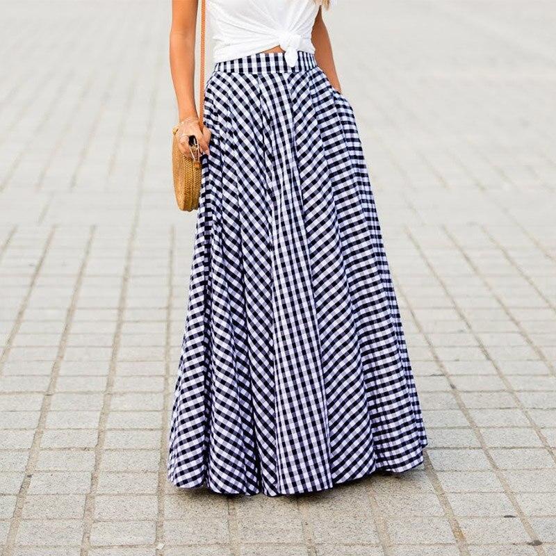 Modna spódnica maxi damska w kratkę. Elegancka i komfortowa, z kieszeniami, świetna do wielu stylizacji.