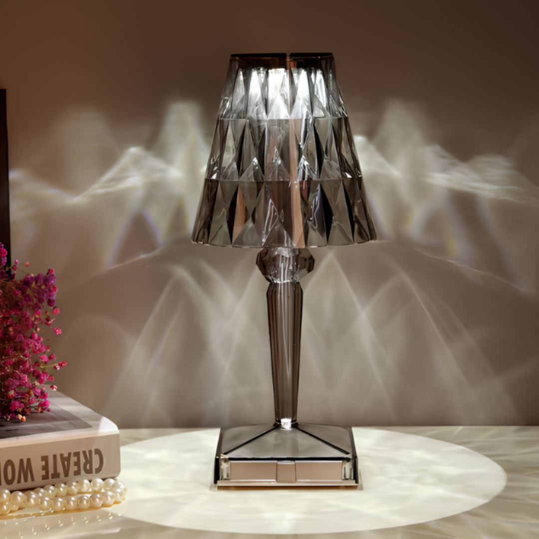 Elegancka lampa na stół, akrylowa, dotykowa, z kryształowym efektem LED, do nowoczesnych wnętrz.