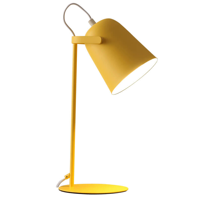 Smukła lampa stołowa LED z metalowym wykończeniem. Obrotowy klosz, nordycki design. Wysoka jakość.