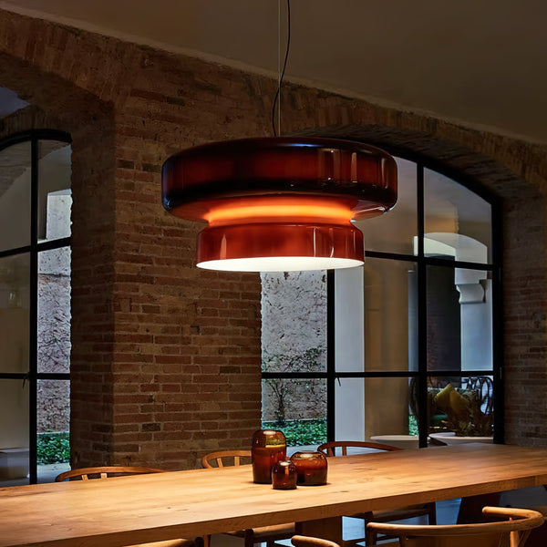 Artystyczna lampa sufitowa ze szkła dmuchanego. Elegancja i unikalny design dla nowoczesnych wnętrz.