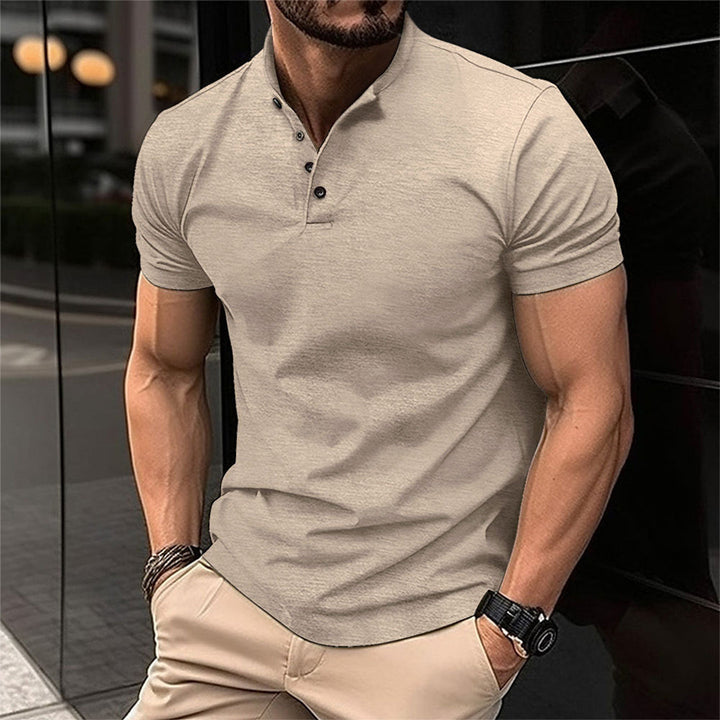 Stylowa, męska koszulka polo premium, zapewniająca komfort i elegancję latem.