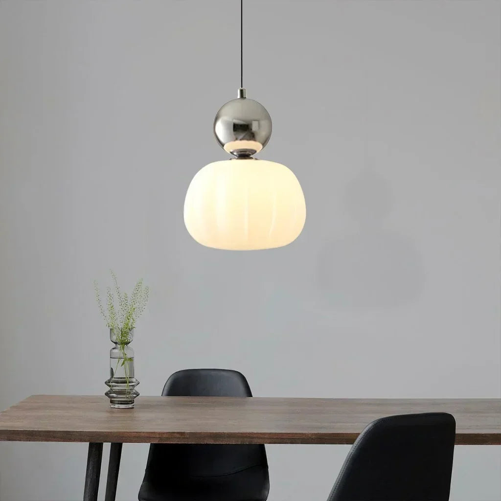 Oświetlenie sufitowe Art Deco, szklana designerska lampa do jadalni. Blask retro.