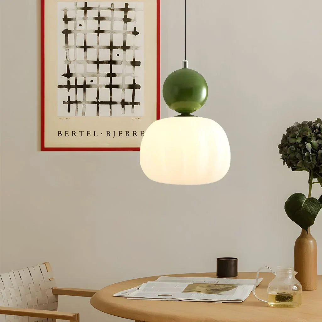 Designerska lampa sufitowa w stylu Art Deco, szklana, oświetlenie wnętrza. Retro design.