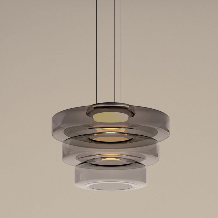 Lampa wisząca szklana. Elegancka, dekoracyjna, zapewnia doskonałe oświetlenie w każdym pomieszczeniu.