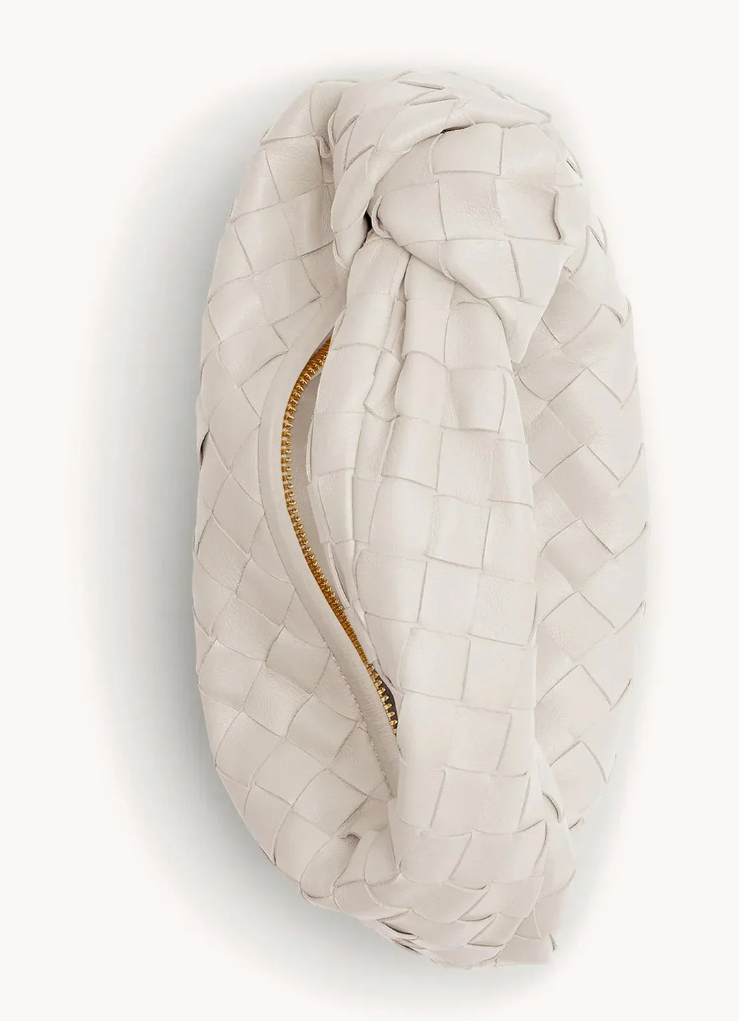 Klasyczna czarna torebka damska, idealna do biznesowych outfitów i eleganckich okazji. Styl.