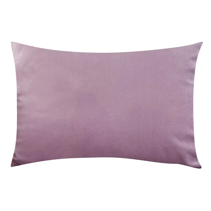 Welurowa poszewka 30x50 cm, elegancki element wystroju wnętrz i komfortu.