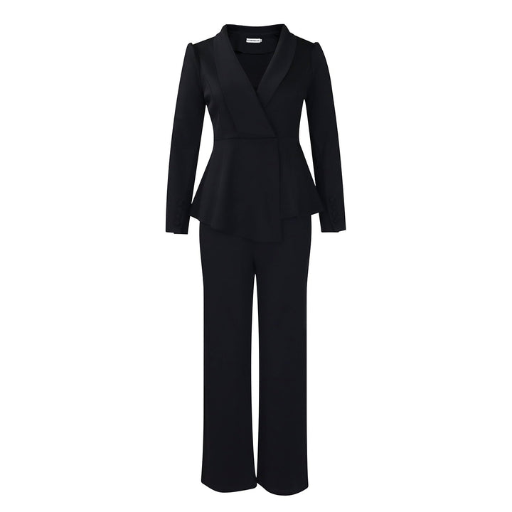 Kobieta w eleganckim damskim kostiumie z taliowanym żakietem. Profesjonalny i pewny siebie wygląd biznesowy.