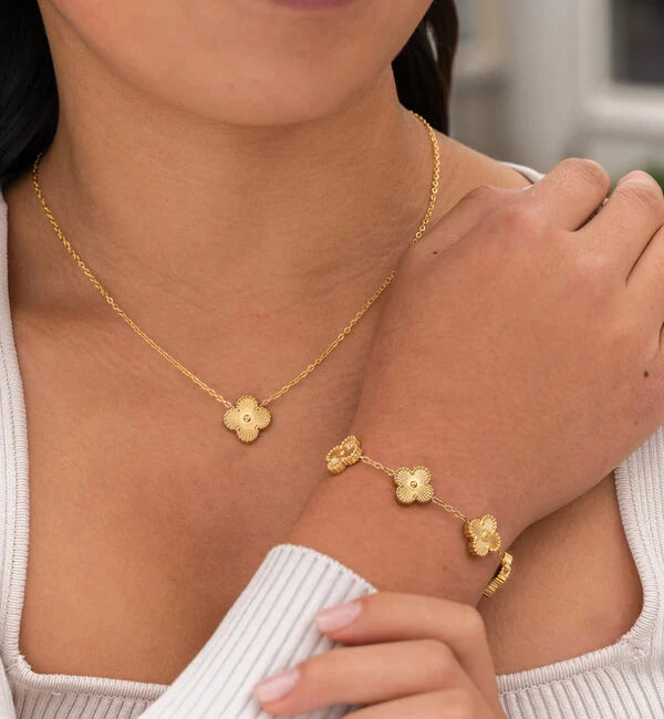 Elegancki damski zestaw biżuterii Clover, naszyjnik i kolczyki. Idealny prezent dla niej.