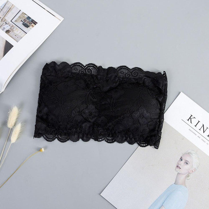 Elegancki koronkowy biustonosz bandeau damski bez ramiączek, idealny pod kreacje na specjalne okazje, bielizna.