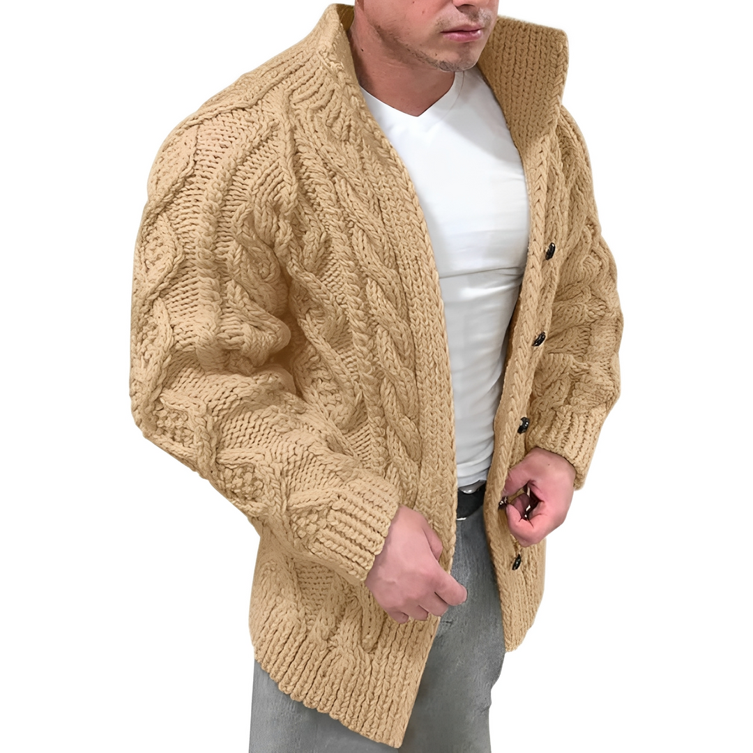 Elegancki męski sweter z dekoltem w serek, idealny na jesień i zimę. Komfortowa odzież męska na co dzień.