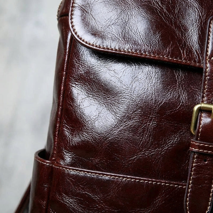 Funkcjonalny plecak skórzany Leatherlyx unisex na laptopa z dobrą organizacją, do miasta i pracy.