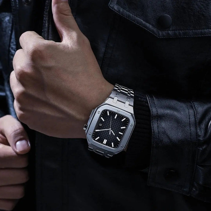 Pokrowiec z nierdzewnej stali do Apple Watch, idealne akcesorium ochronne dla smartwatcha.