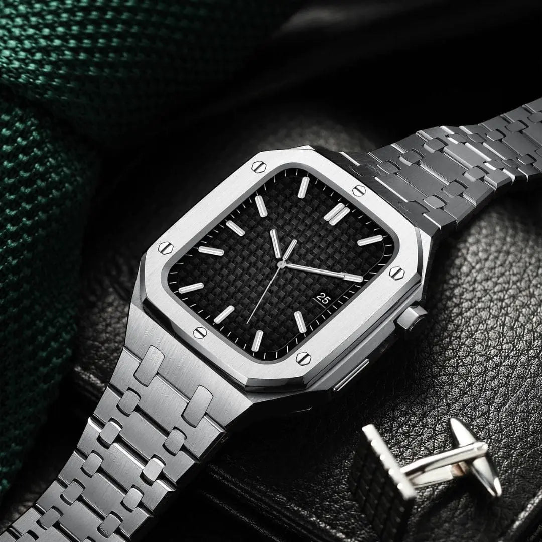 Akcesorium ochronne do Apple Watch. Metalowe etui z nierdzewnej stali, elegancka osłona.